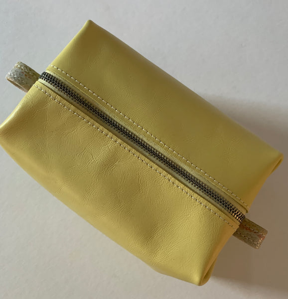 bathroom pouch yellow small