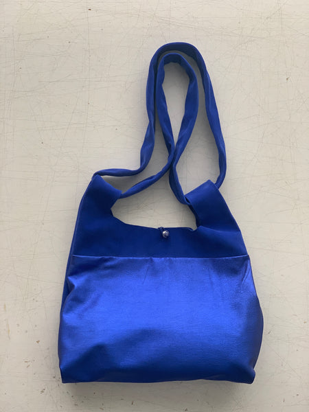 einmalige Handtasche shopper strong blue metallic